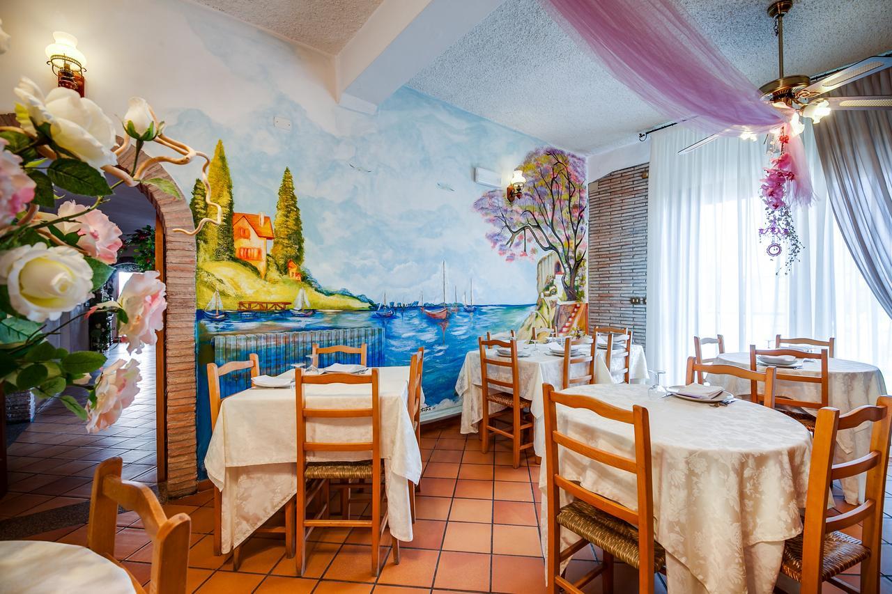Hotel Villa Laura Rimini Luaran gambar