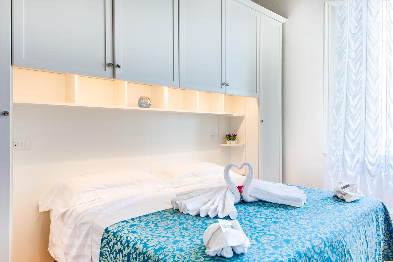 Hotel Villa Laura Rimini Luaran gambar