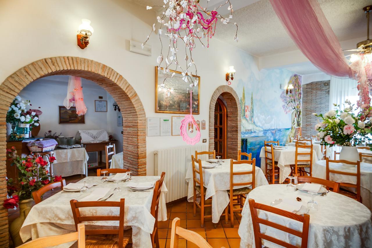 Hotel Villa Laura Rimini Luaran gambar
