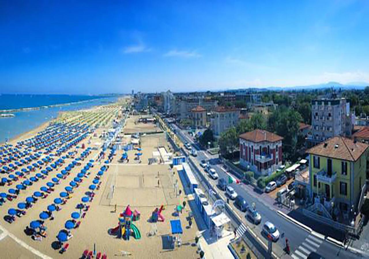 Hotel Villa Laura Rimini Luaran gambar